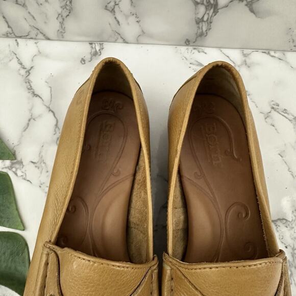Born Womens Penny Loafer Flats Size 9 Brown Leather Horse Bit Trim Slip On - Picture 4 of 9